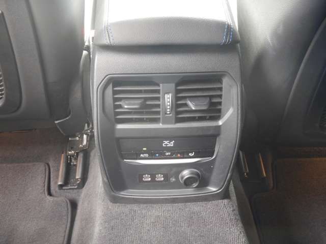 330i Berline RHD