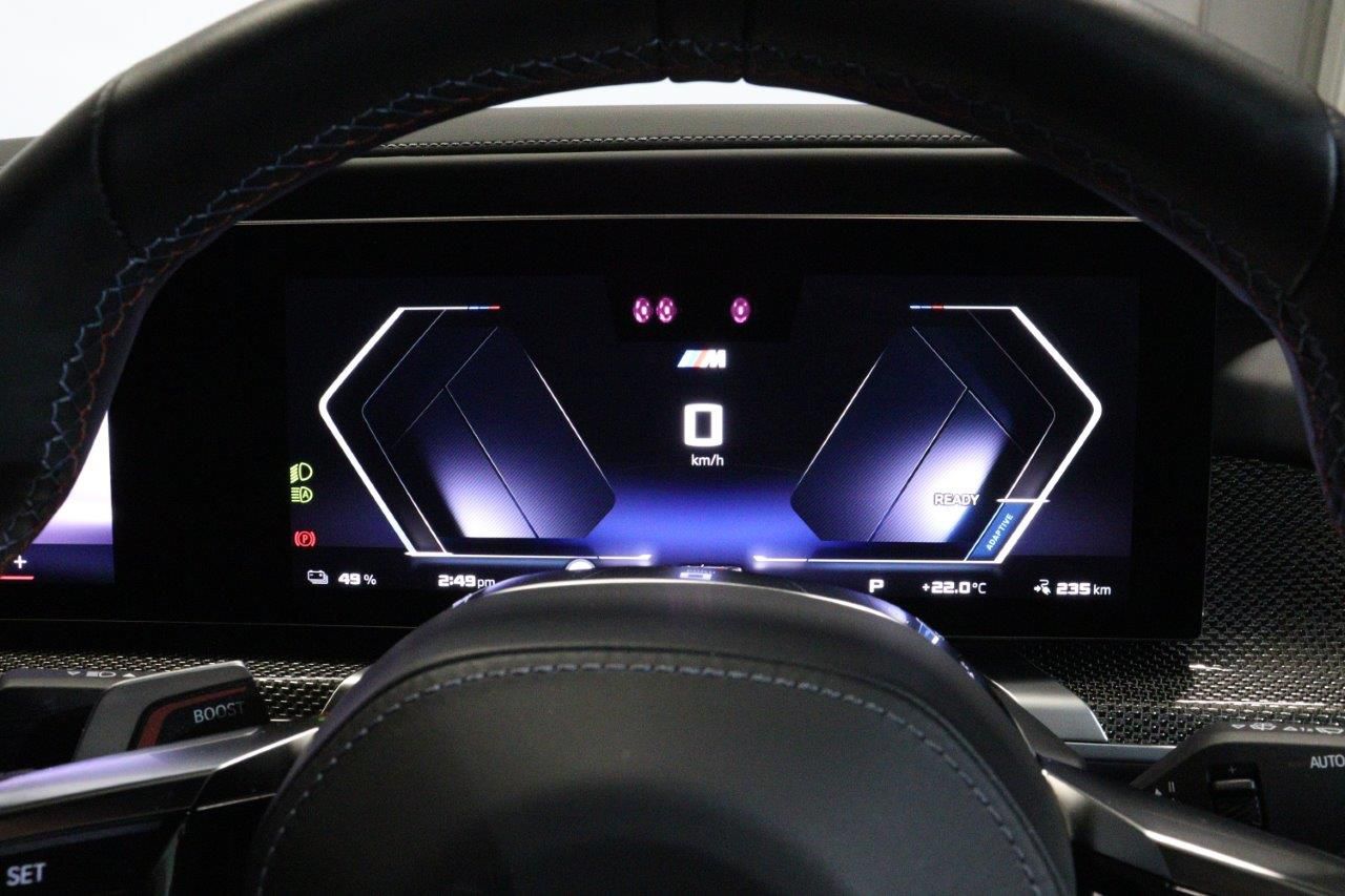 BMW i7 M70 xDrive Sedan RHD