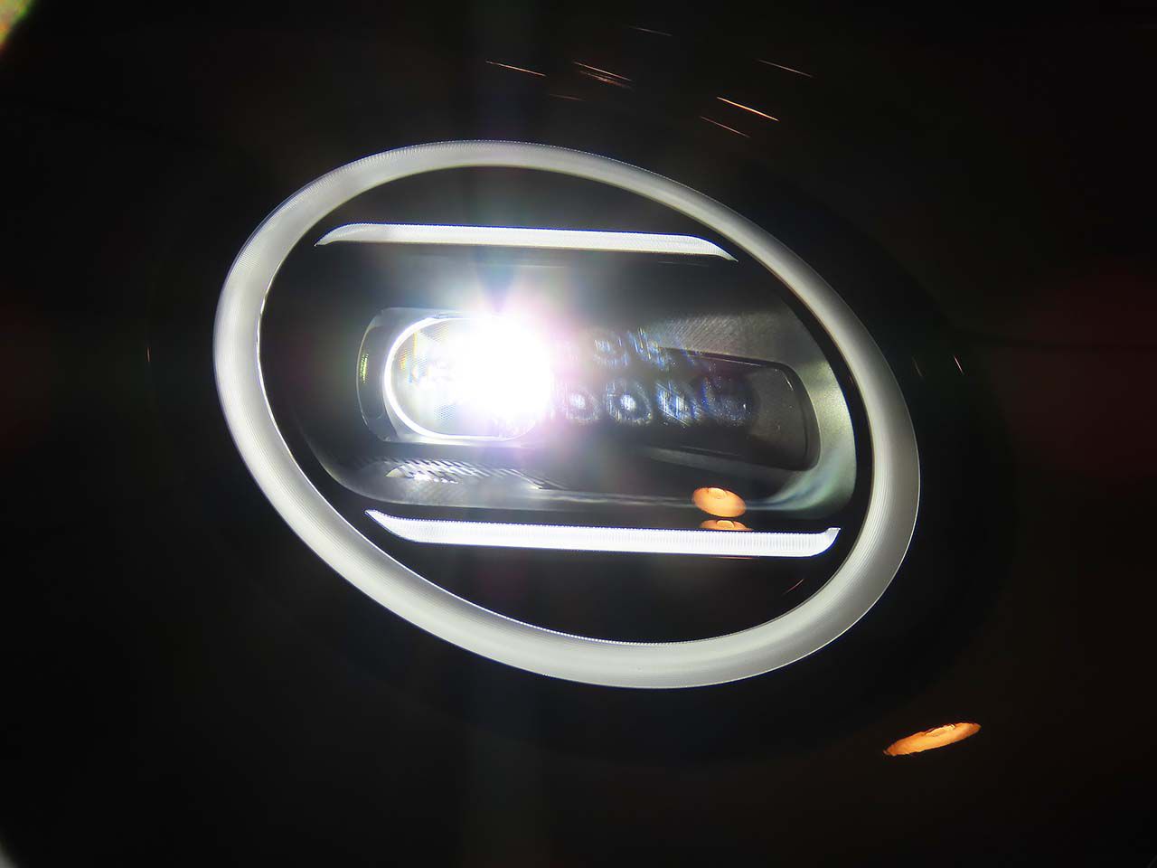J01 MINI Cooper SE
