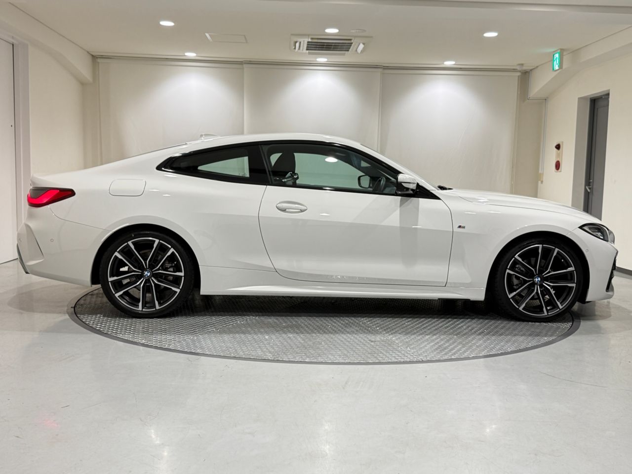 G22 420i B48 2.0 RHD