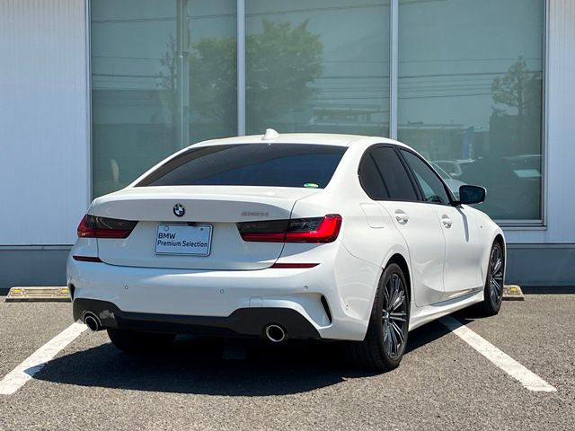 G20 320i Saloon RHD TU