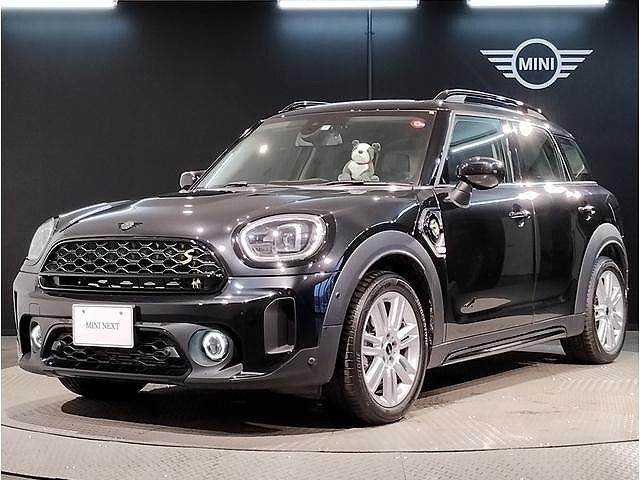 MINI COOPER SE CROSSOVER ALL4.