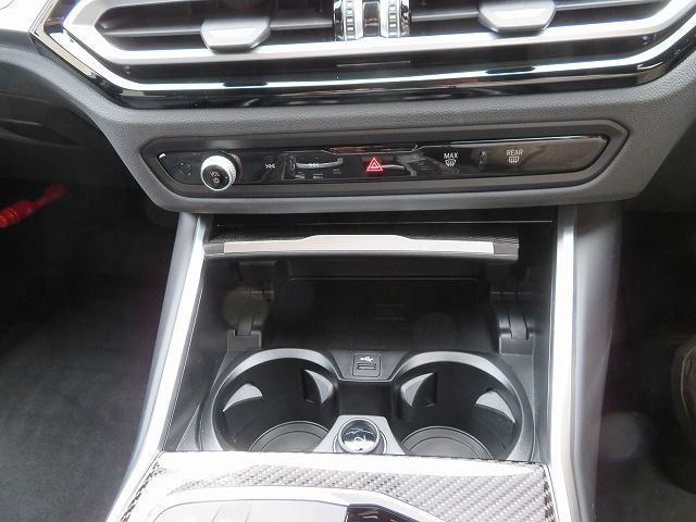 G21 M340i xDrive Touring LCI RHD