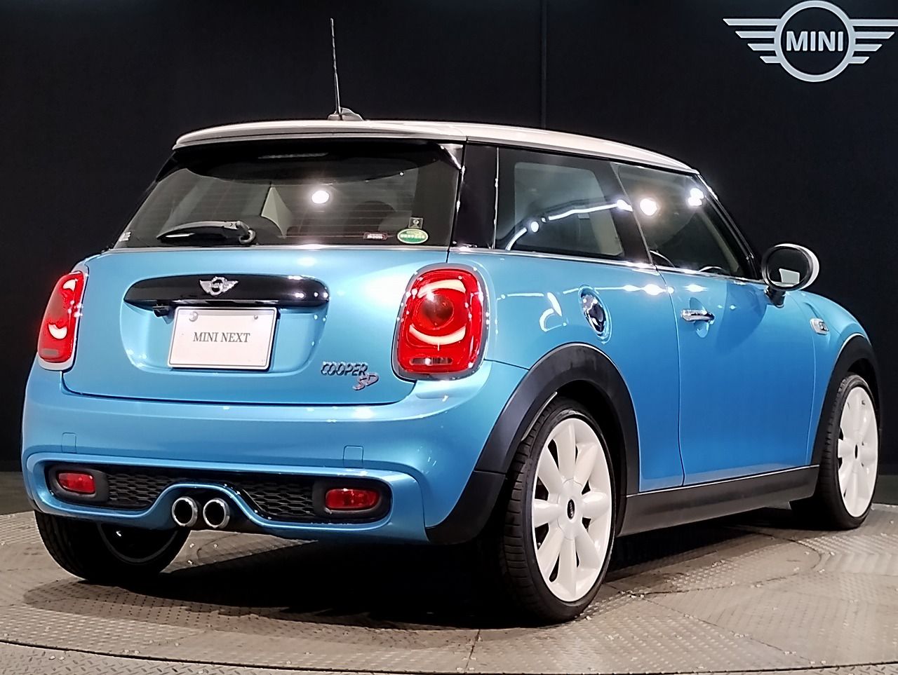 F56 COOPER S D(AT)