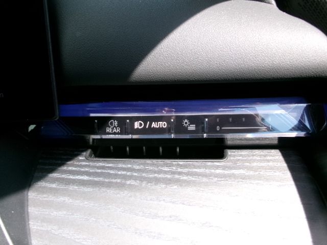 BMW i5 eDrive40 M Sport RHD