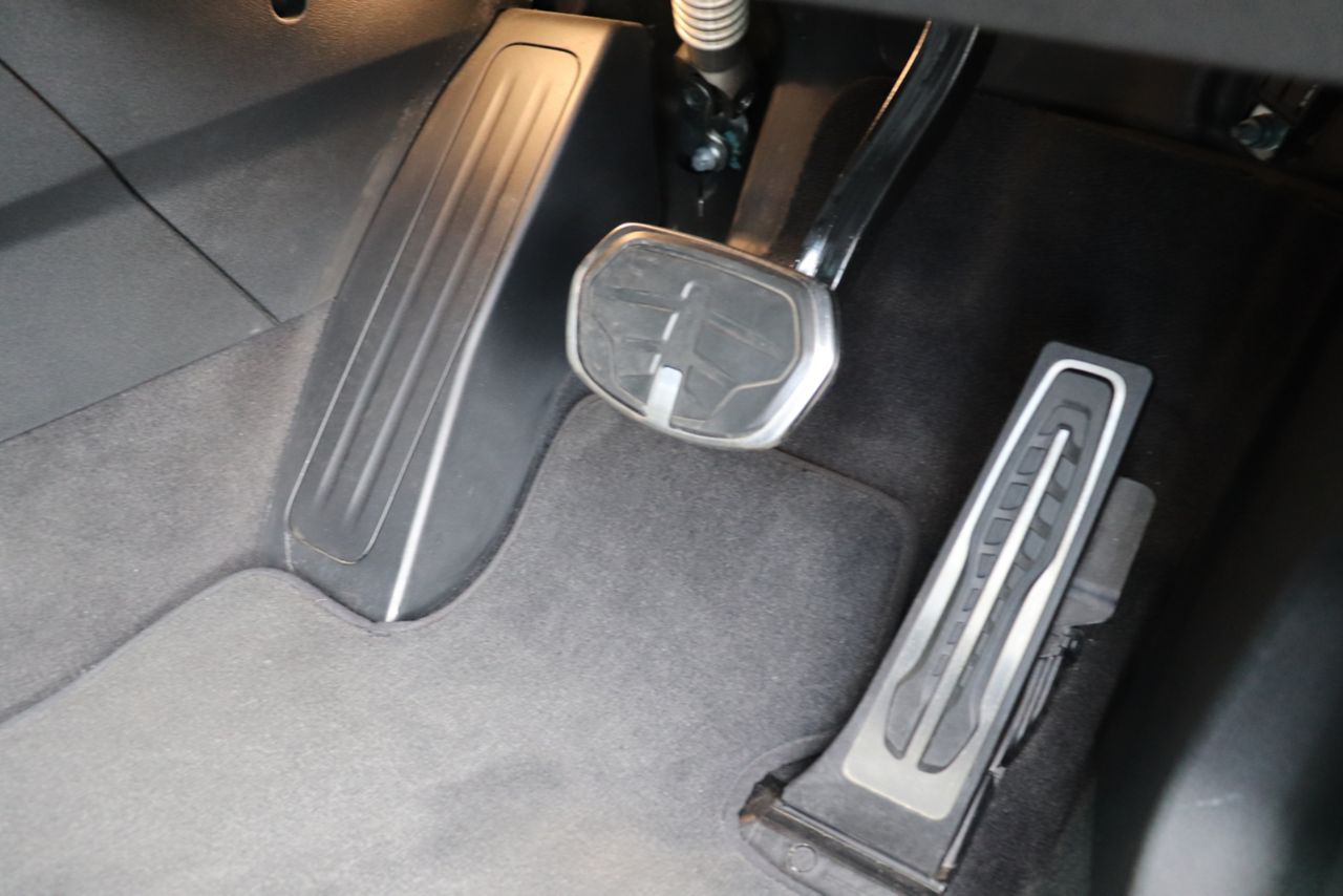 F4* **35i xDrive **** ***** B48 2.0i