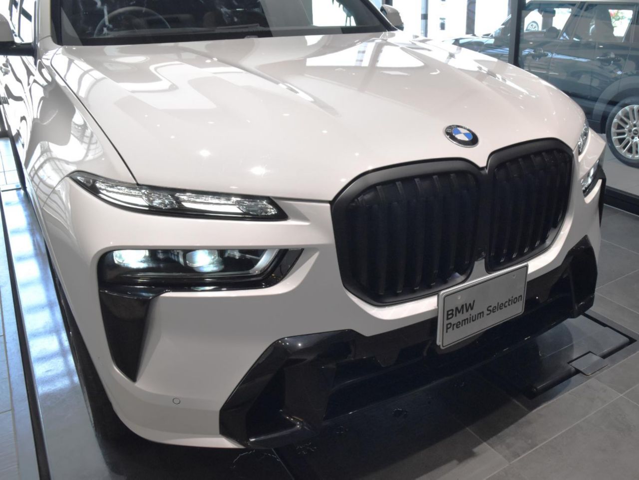 X7 xDrive40d RHD US
