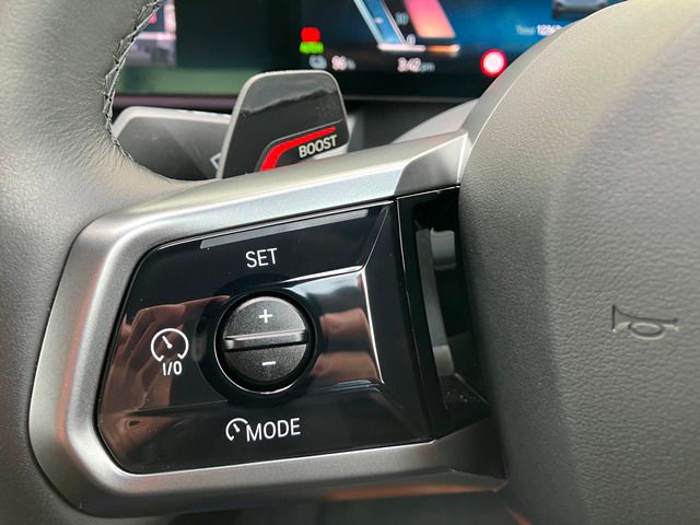 BMW i5 eDrive40 Sedan RHD
