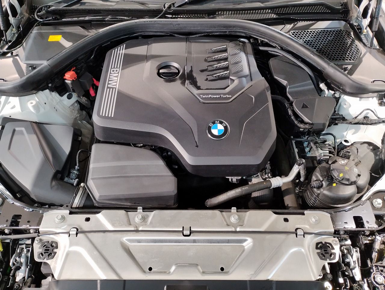 G21 318i Touring
