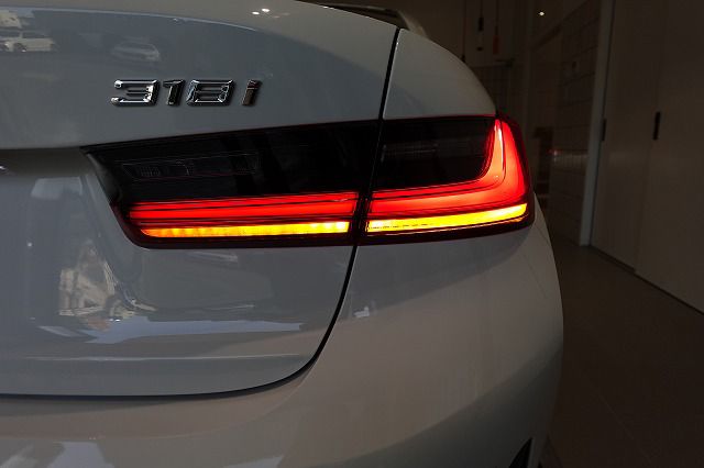G20 318i Saloon RHD MX