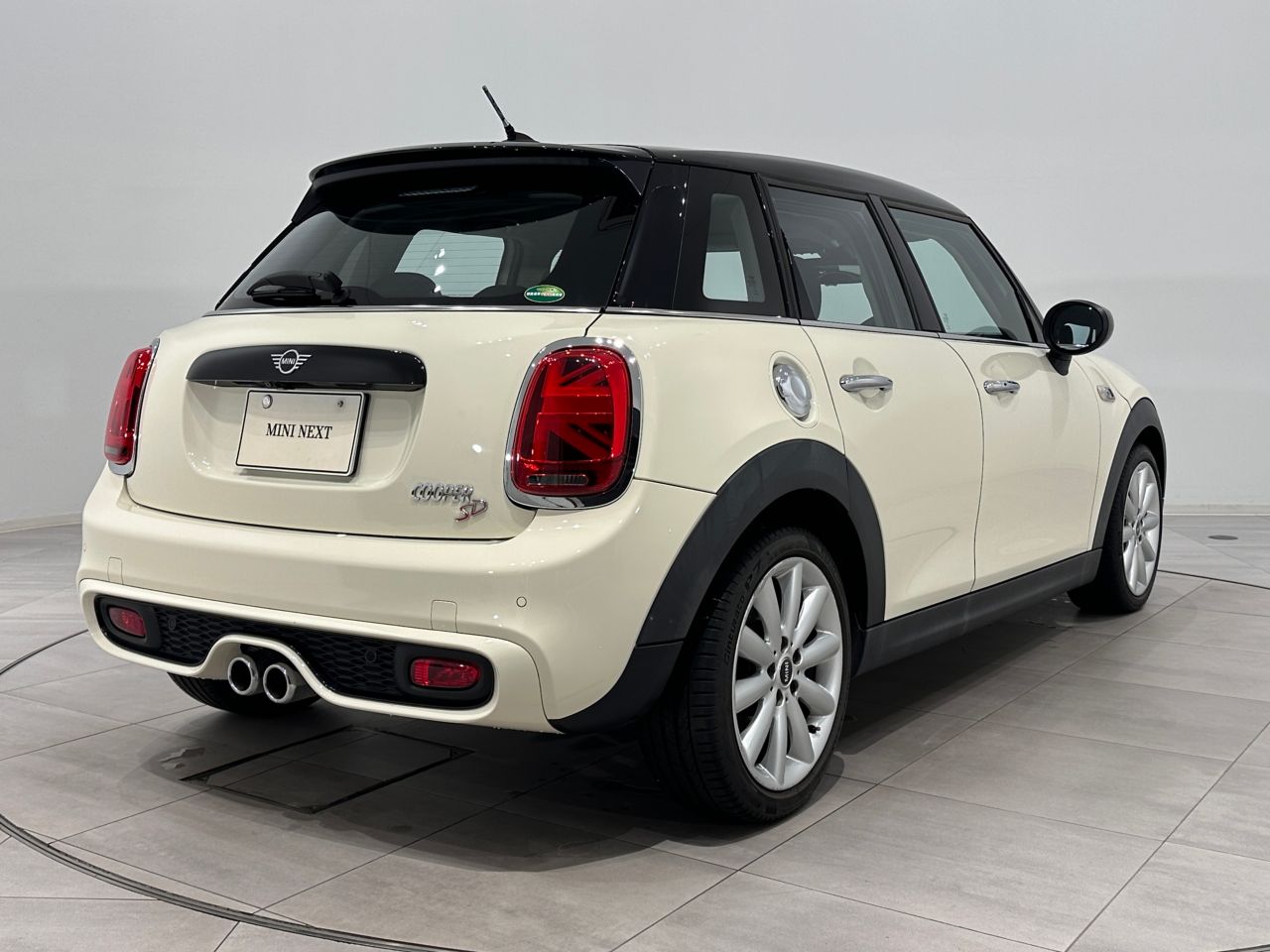 F55 MINI Cooper SD 5dr Hatch LCI
