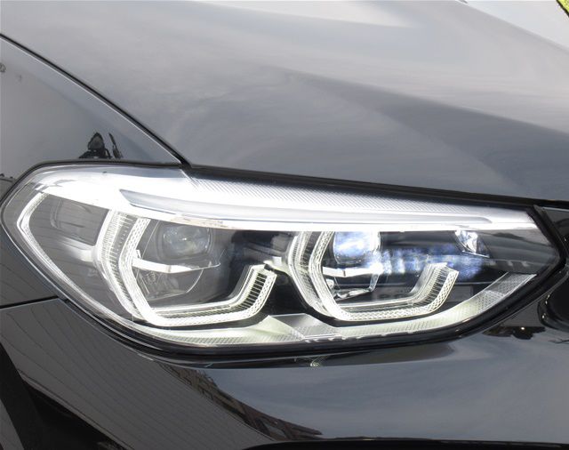 X4 xDrive20d RHD