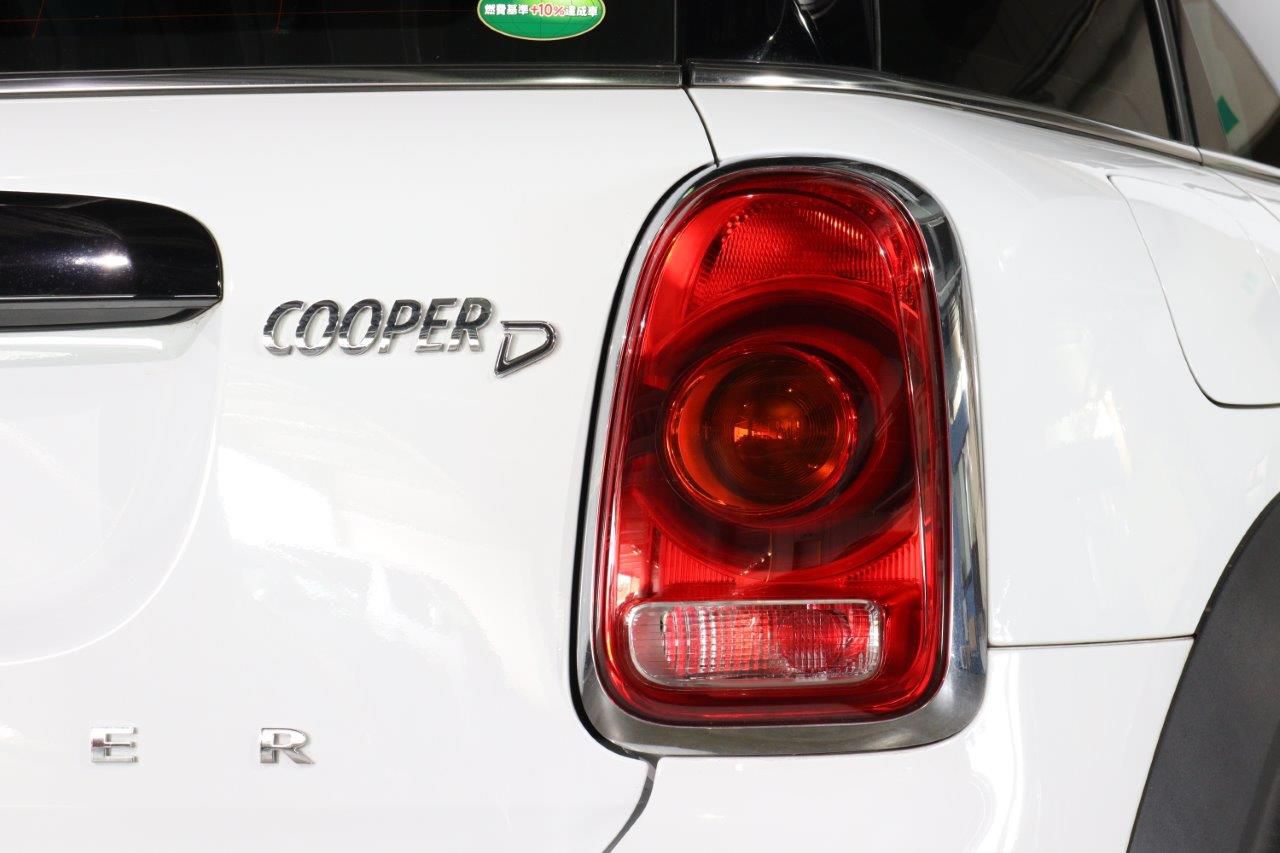 MINI CROSSOVER COOPER D