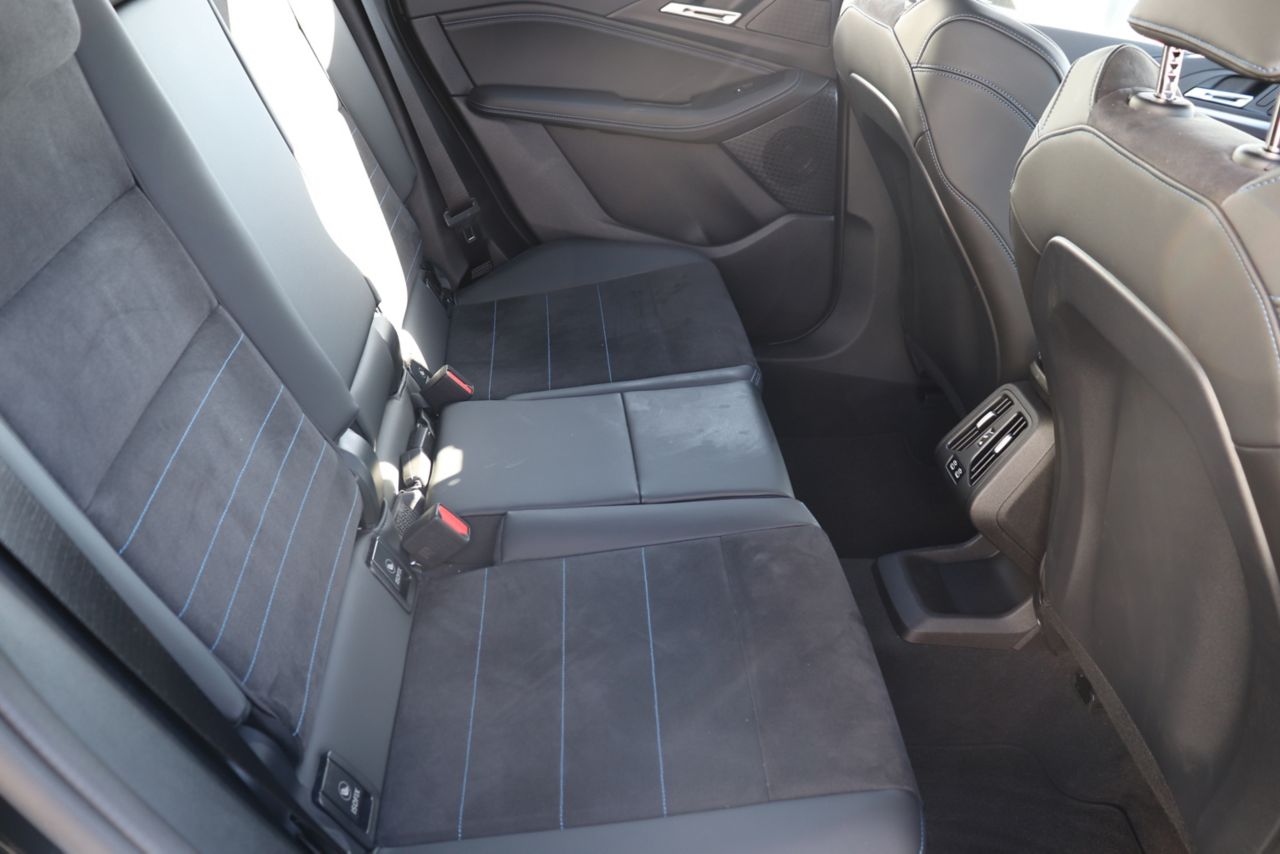 U06 218d Active Tourer B47 2.0d