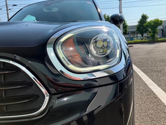 MINI CROSSOVER ONE