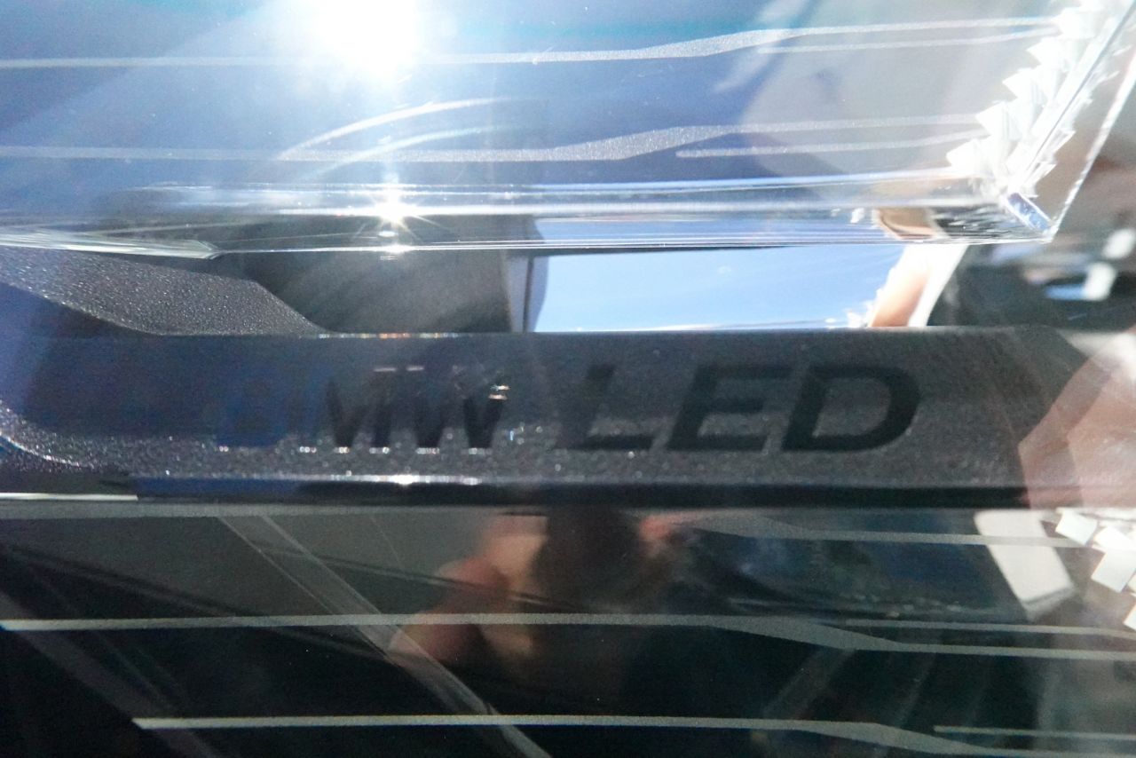 G01 X3 M40d RHD LCI ZA
