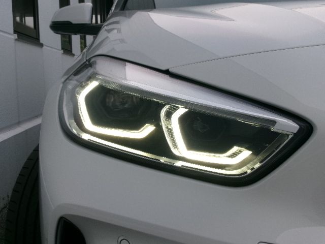 F40 118d Sports Hatch 5-door B47 2.0d