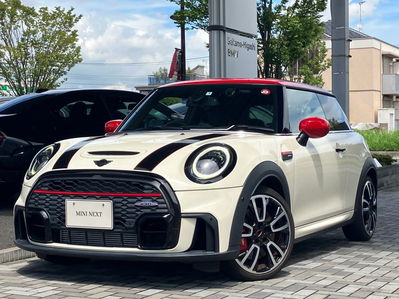 THE NEW MINI JOHN COOPER WORKS.