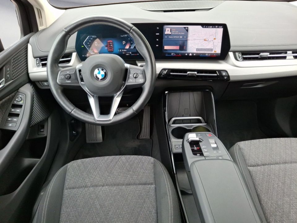 BMW 216