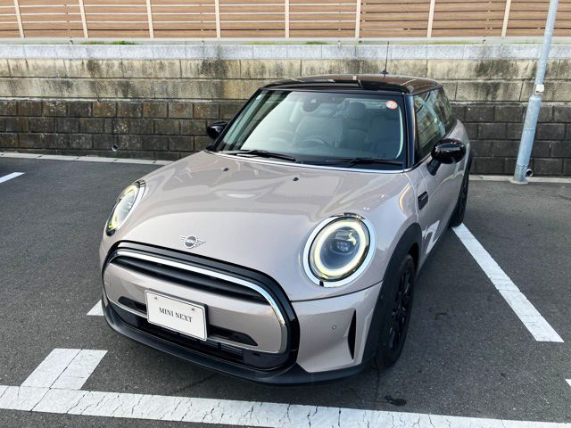 THE NEW MINI COOPER D 3 DOOR.