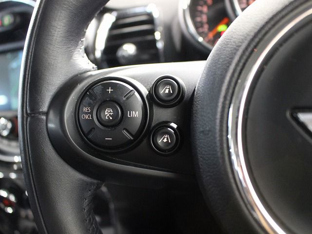 MINI CLUBMAN COOPER D