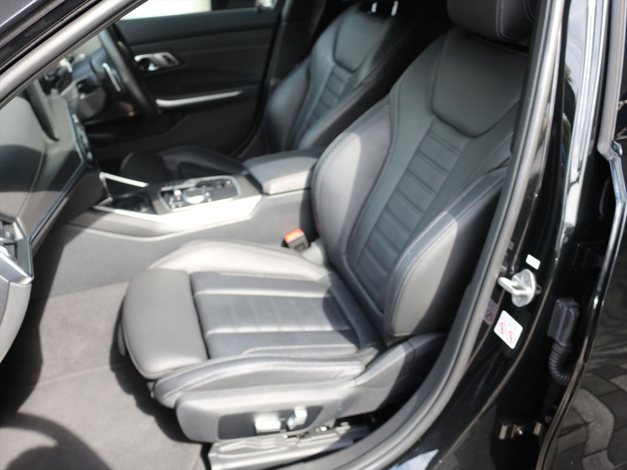 G21 M340i xDrive Touring LCI RHD