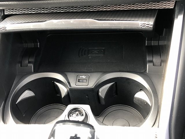 G21 320i RHD