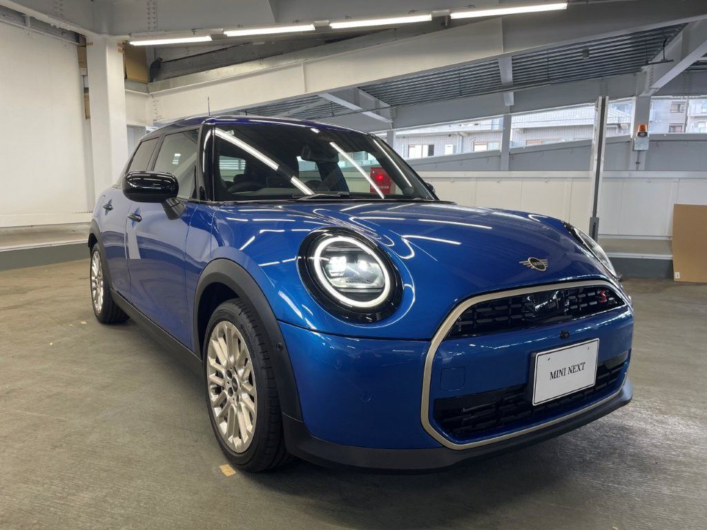 F65 MINI Cooper S 5Dr