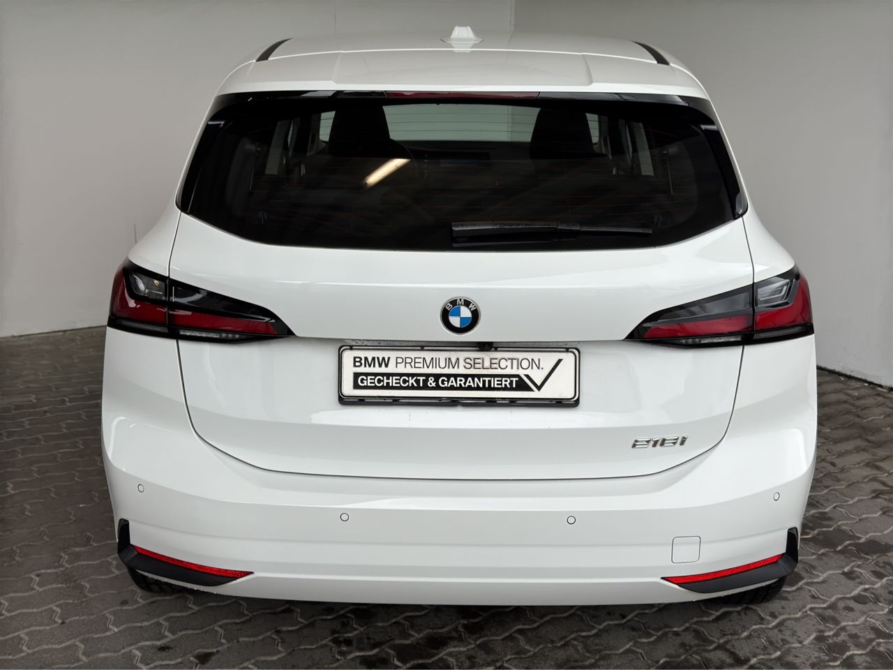 BMW 216