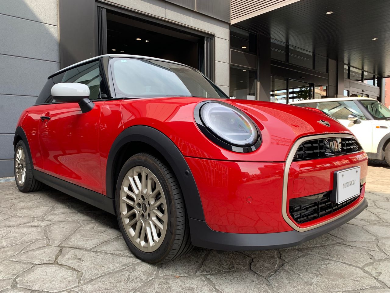 F66 MINI Cooper C 3Dr