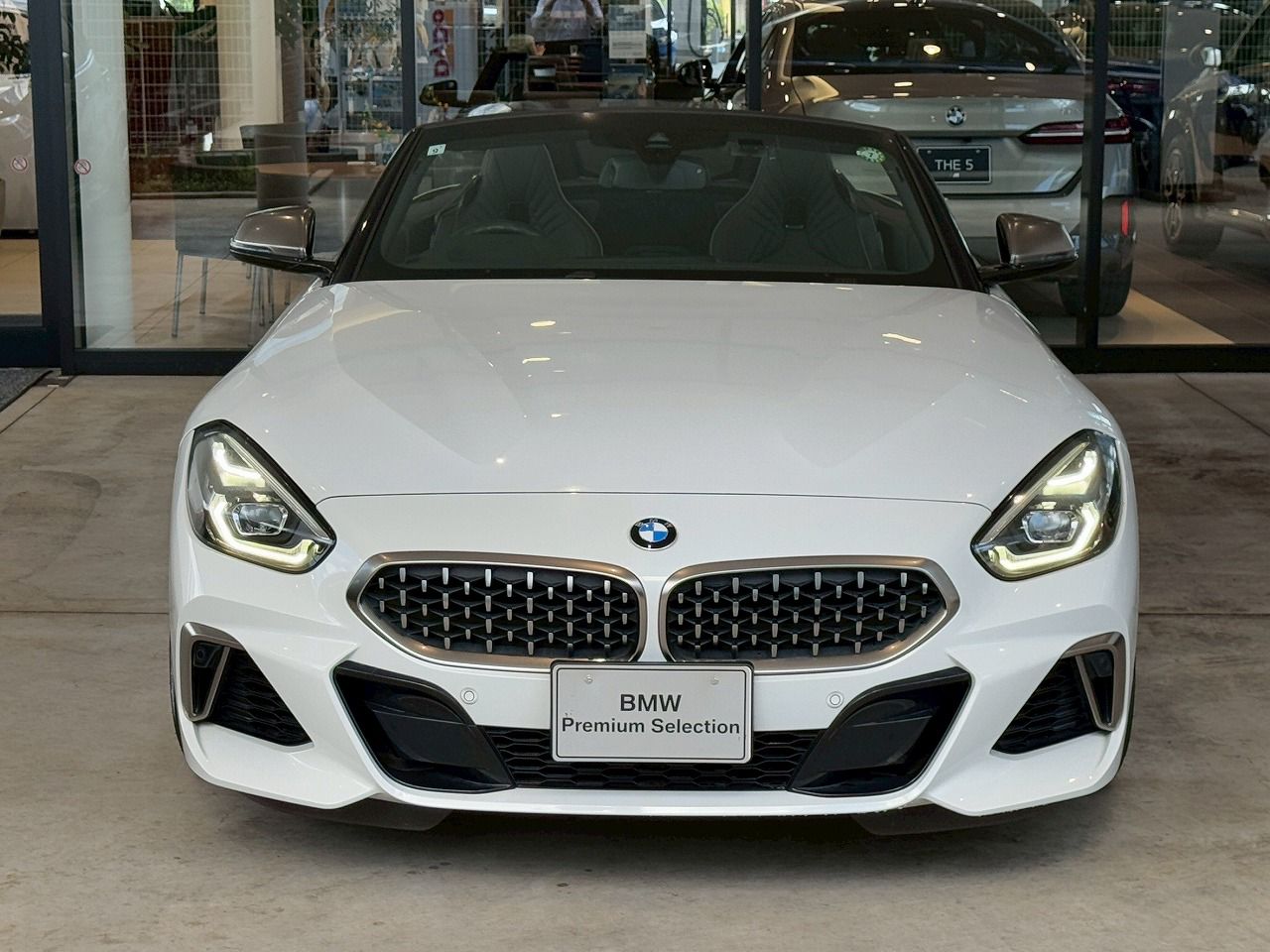 G29 Z4 M40i RHD