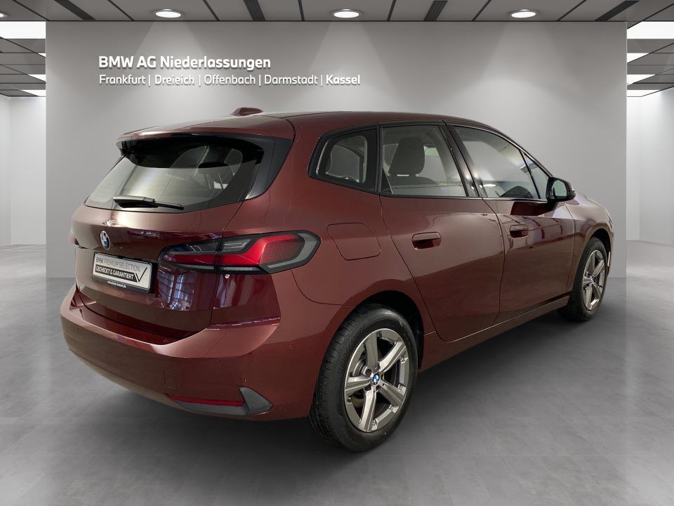 BMW 218