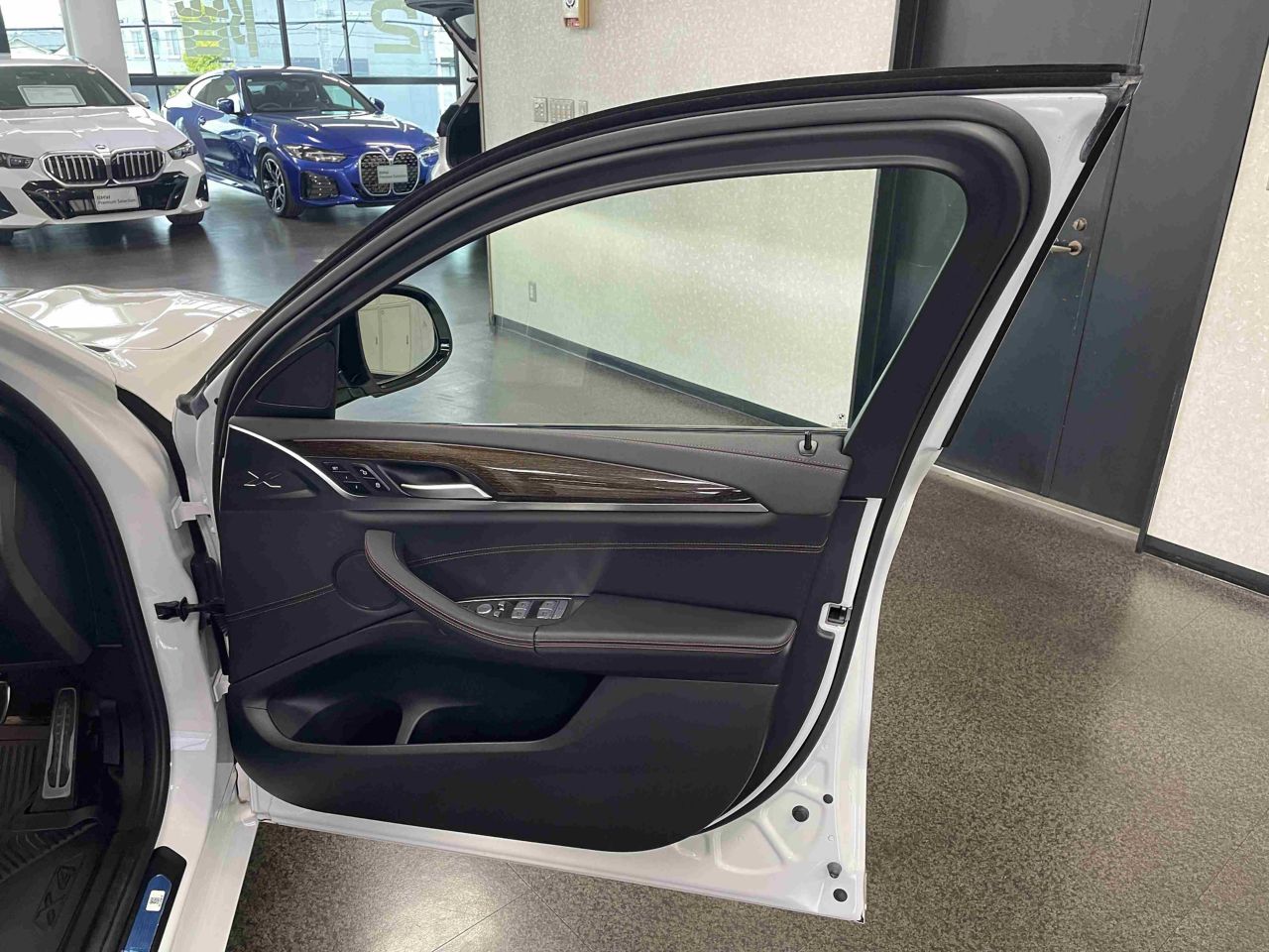 X4 xDrive20d RHD