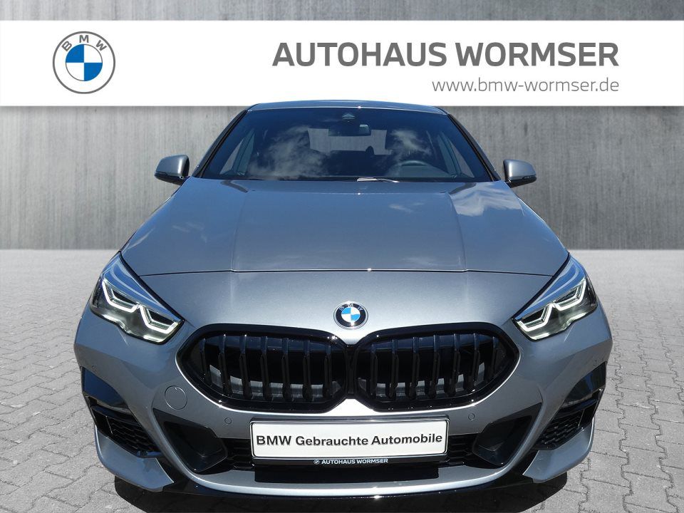 BMW 218