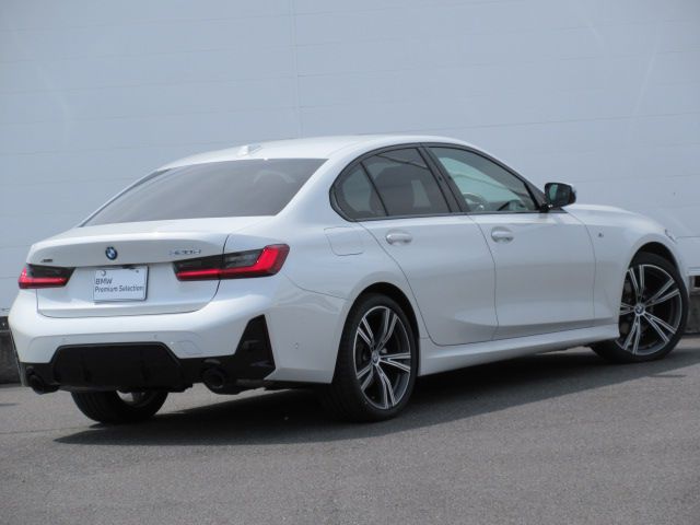 320d xDrive Berline RHD