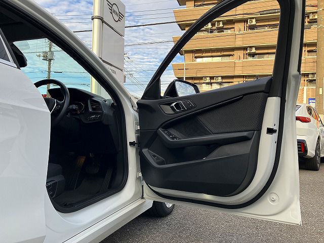 F40 118d Sports Hatch 5-door B47 2.0d