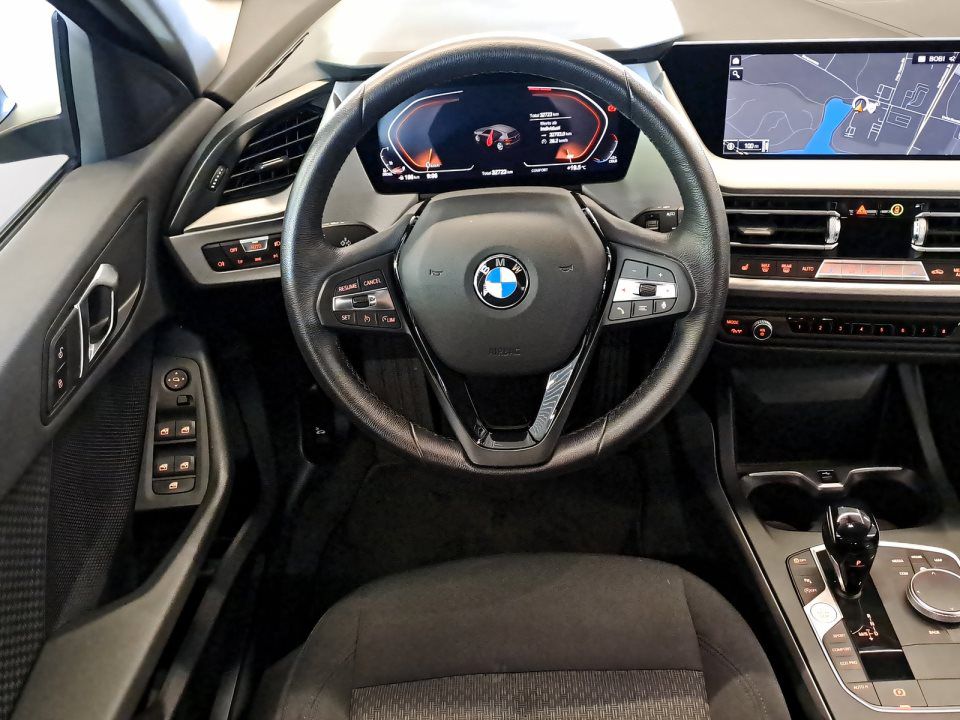BMW 118