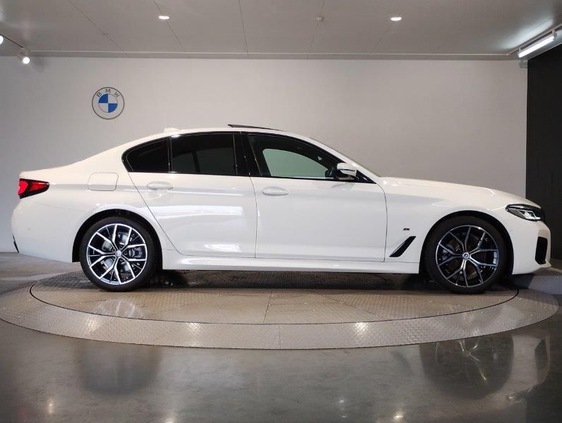 520i Sedan RHD