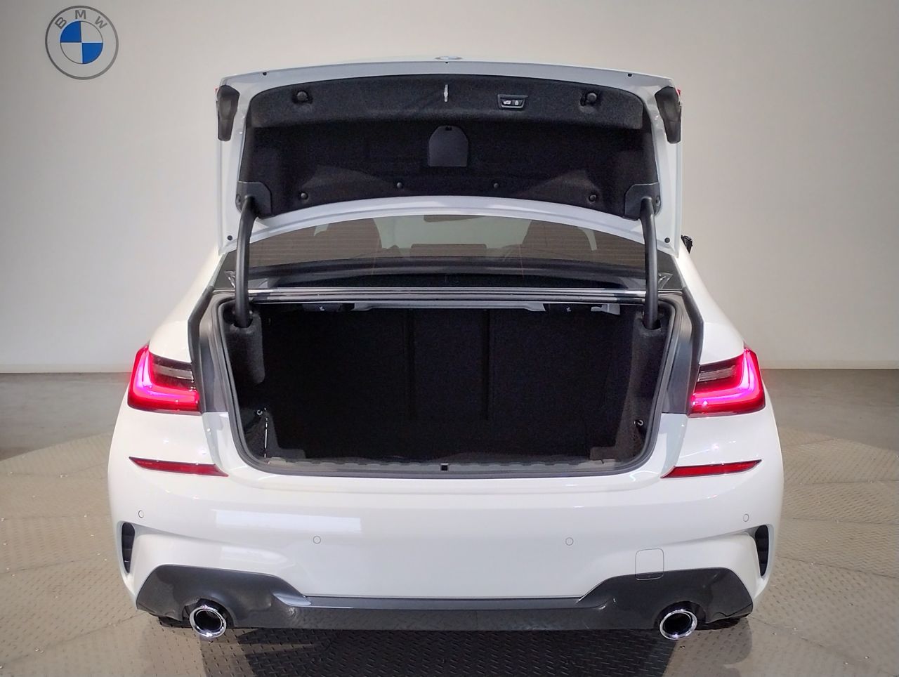 G20 320i Saloon RHD MX