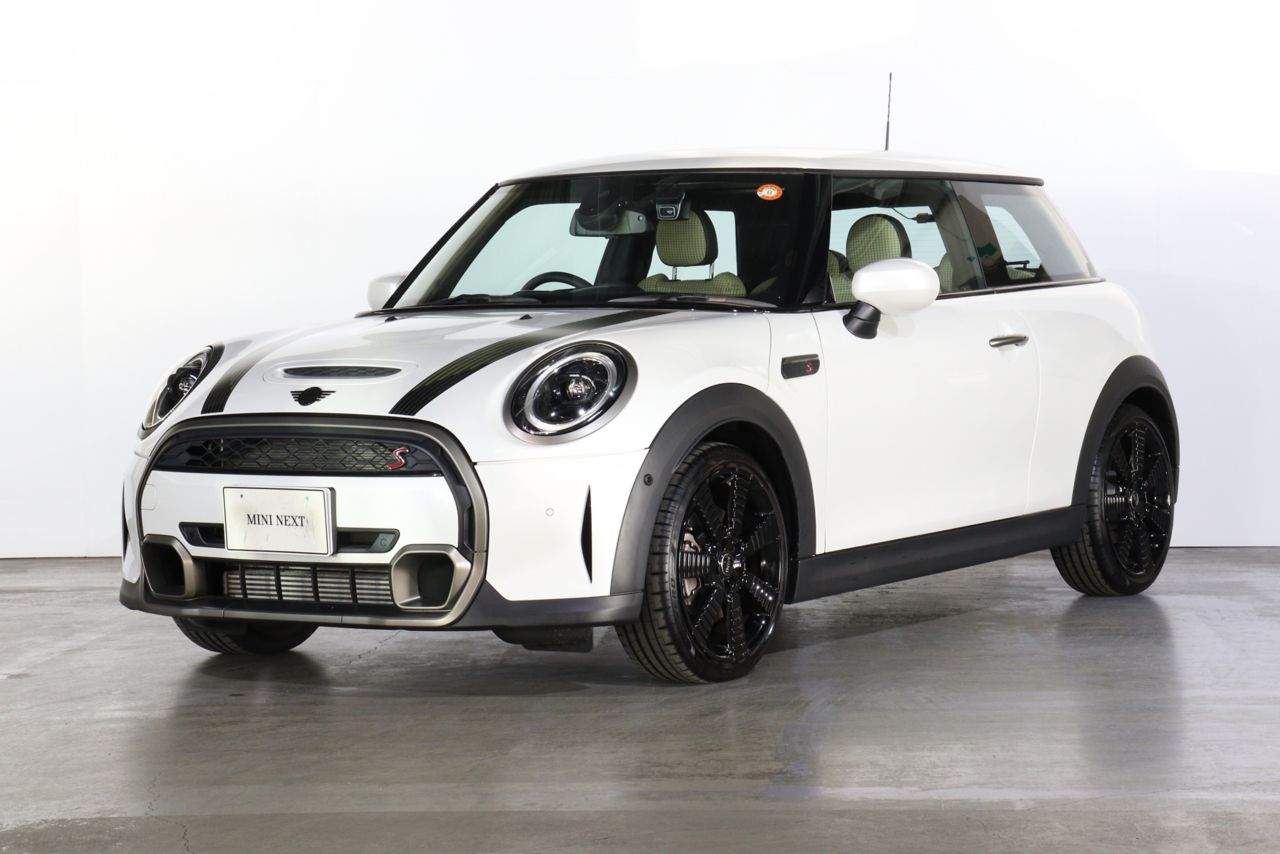 MINI COOPER S 3 DOOR. RESOLUTE EDITION.