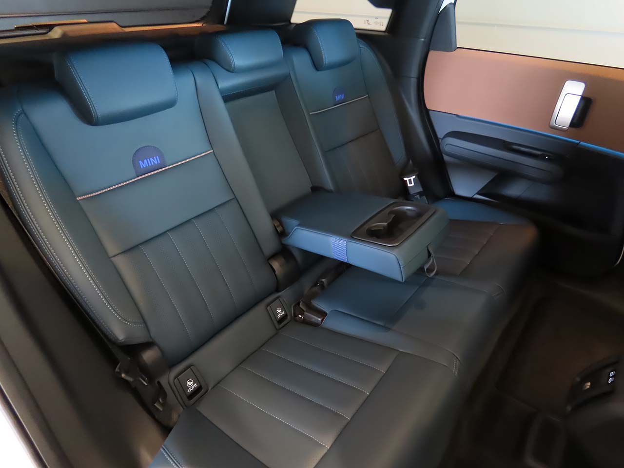 U25 MINI Countryman SE ALL4
