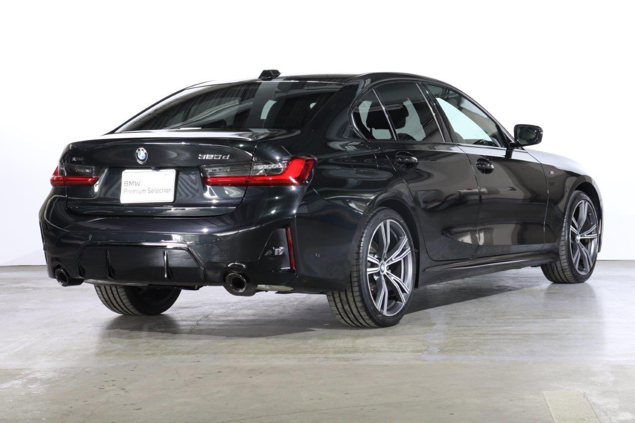 320d xDrive Berline RHD