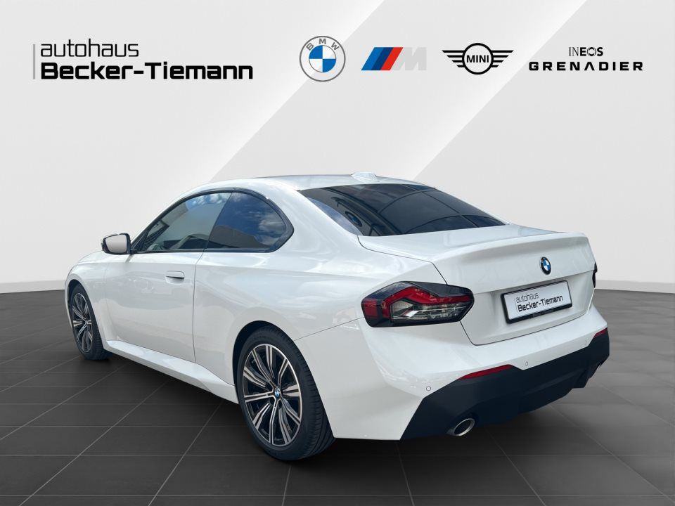 BMW 218