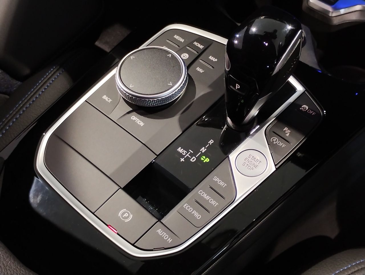 F40 118d Sports Hatch 5-door B47 2.0d