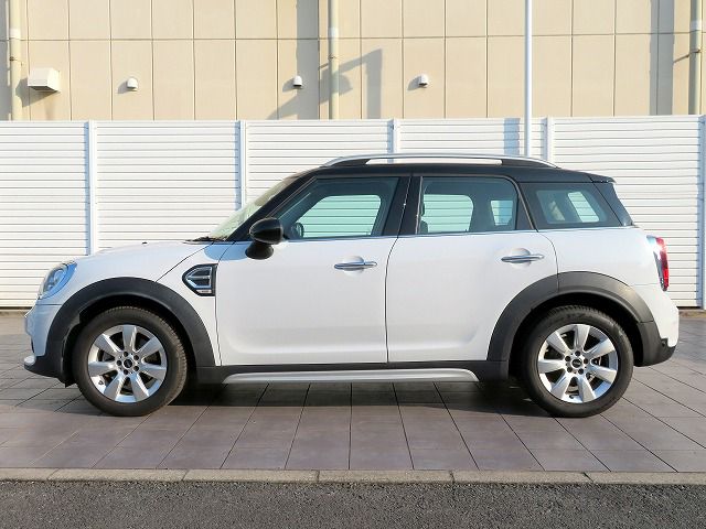 MINI CROSSOVER COOPER D