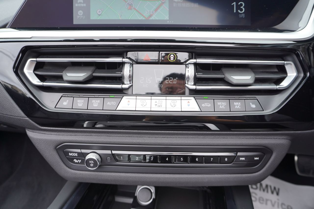 G29 z4 sDrive20i RHD