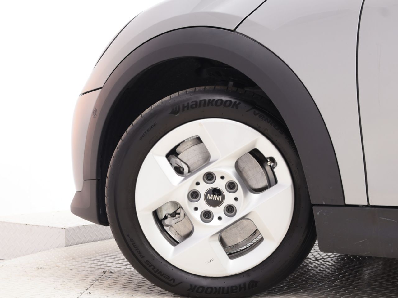 F66 MINI Cooper C 3Dr