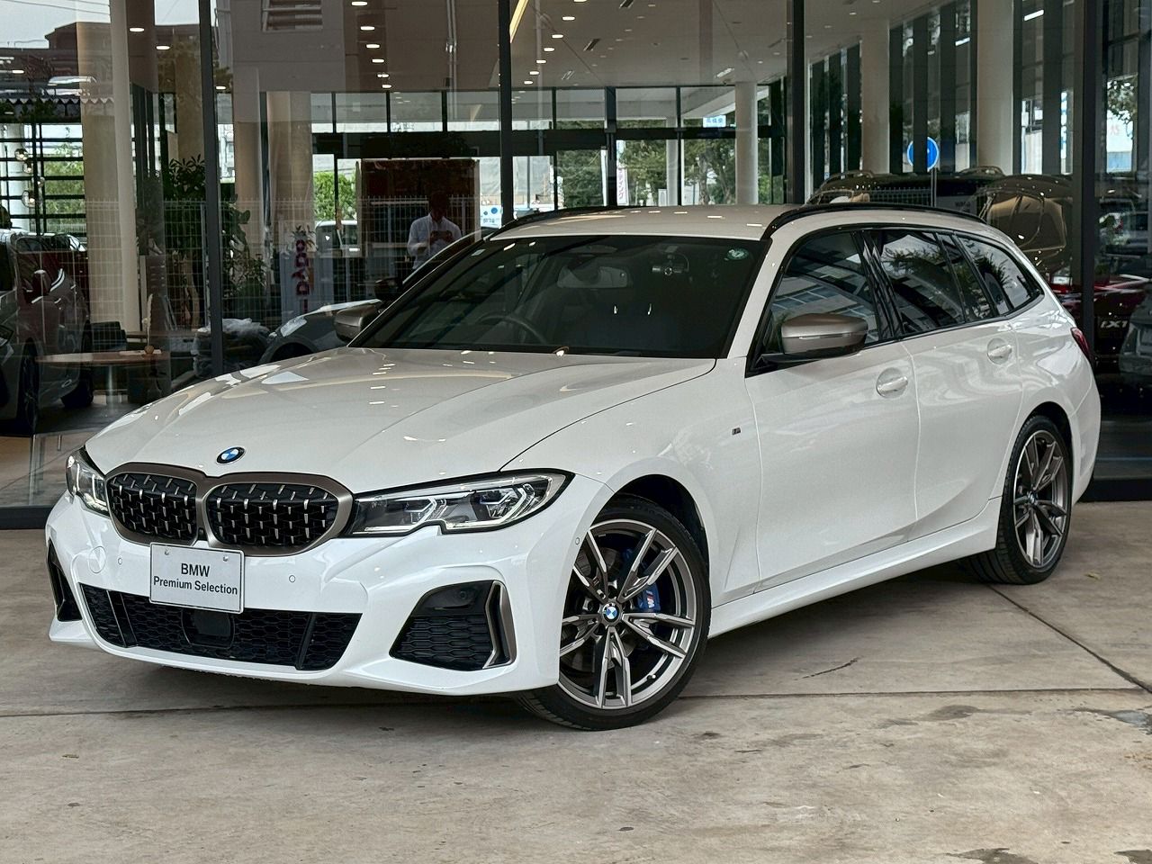 M340i xDrive Touring