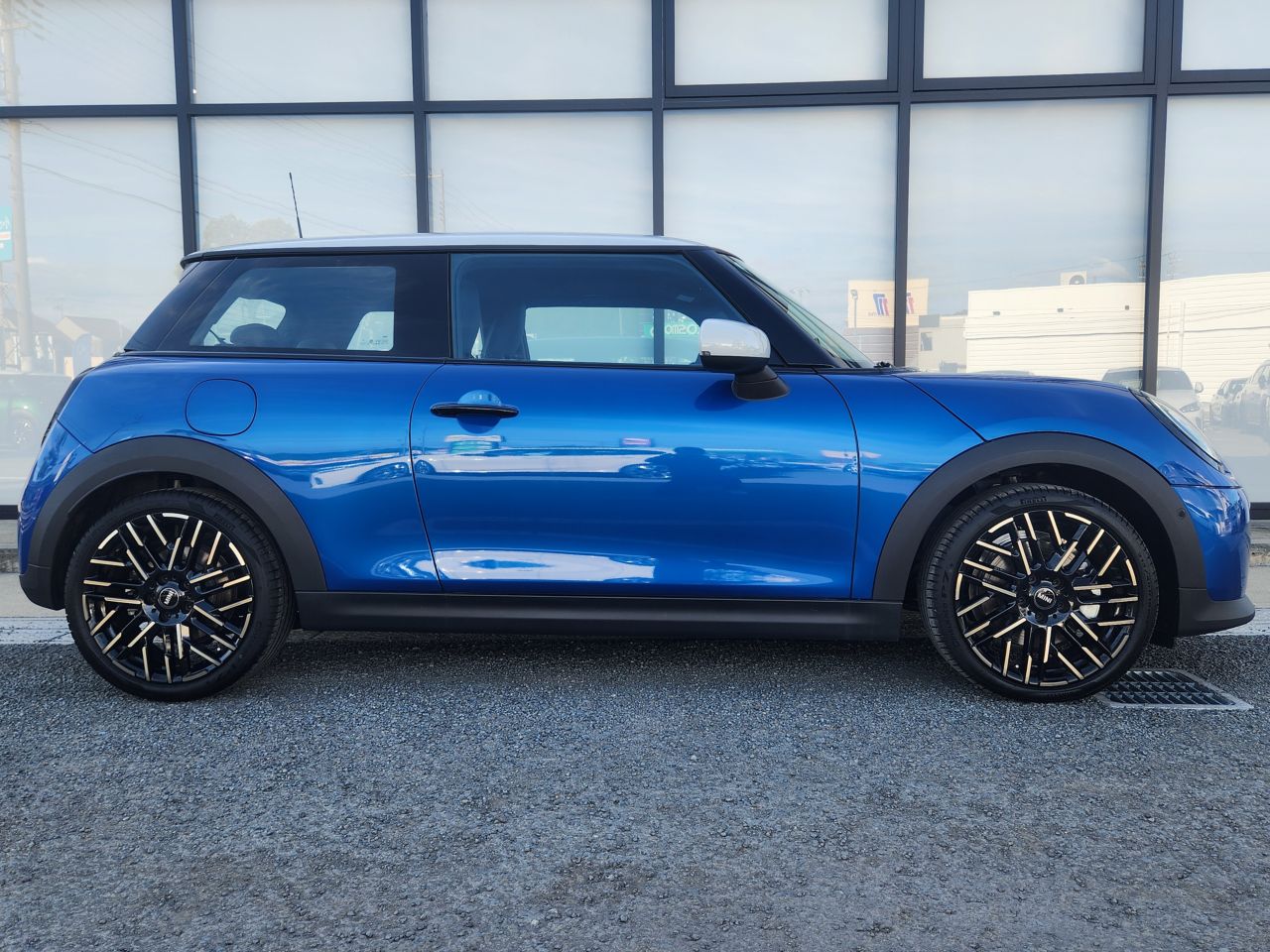 F66 MINI Cooper C 3Dr