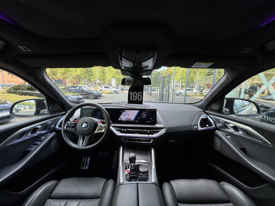 BMW XM